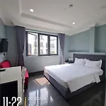 New Milano Apartment Airbn & Travel